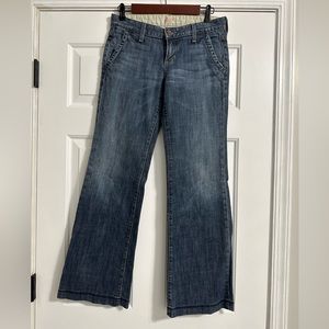 Limited Edition Gap Women’s Flare Mid-rise Size 4 Jeans, EUC